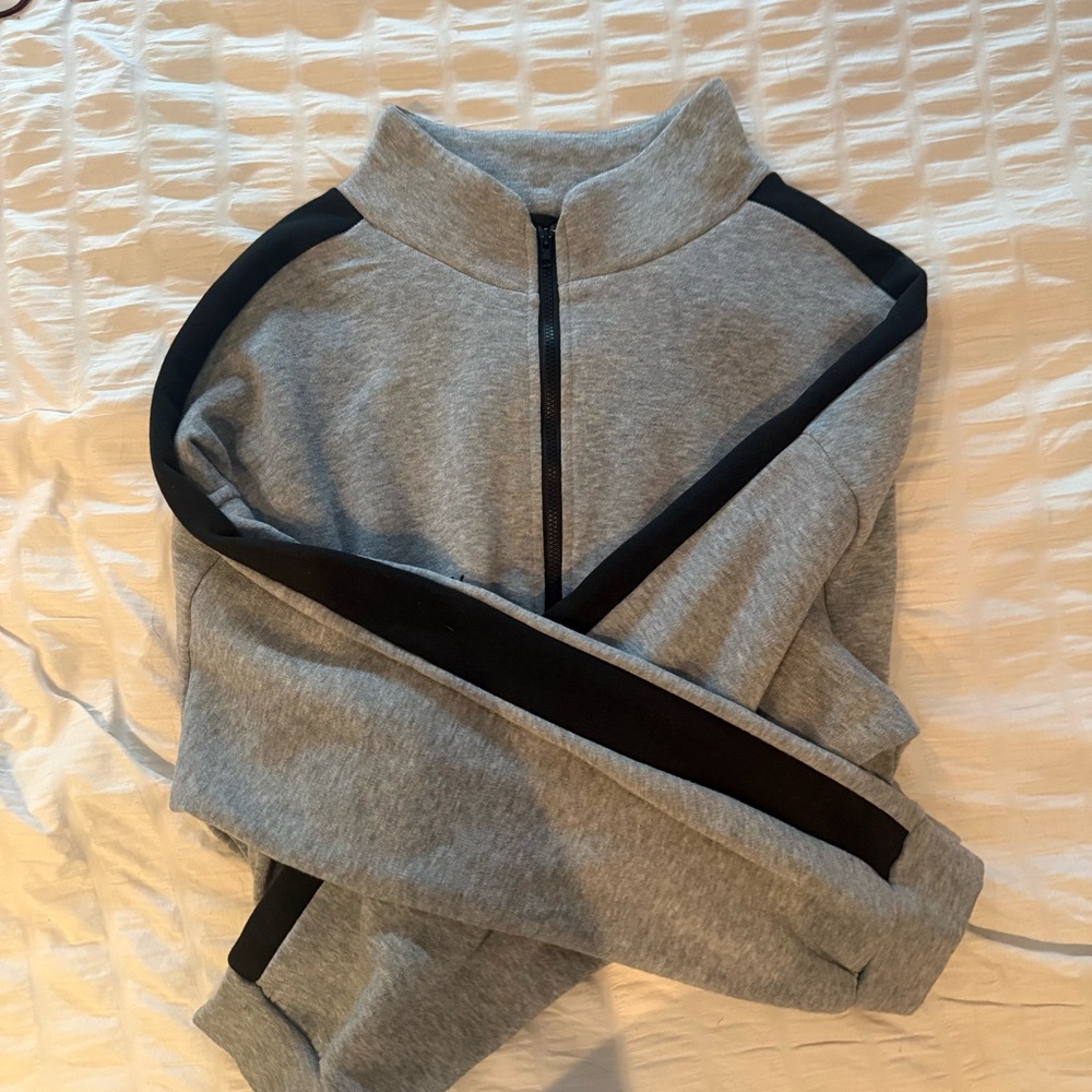 SHEIN Gray and Black Zip-Up Top